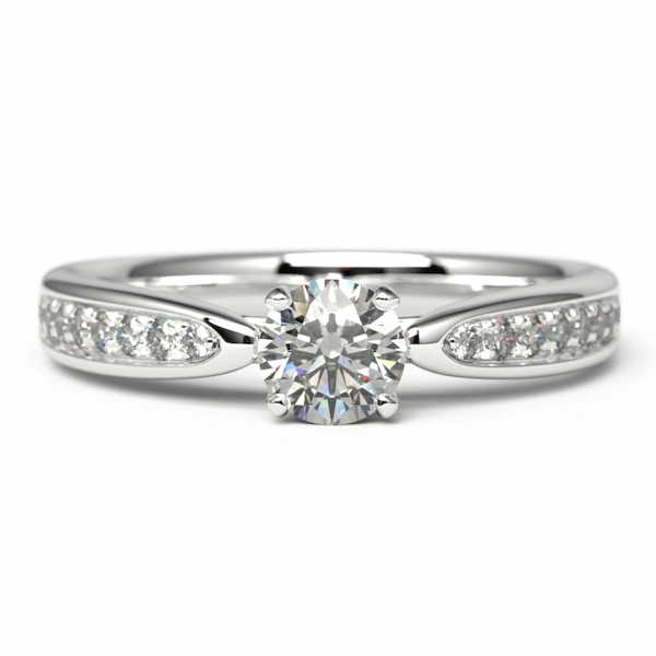 Anillo en oro 18k con Diamantes laterales Eternity Joyería - Anillos de compromiso y argollas de matrimonio en oro